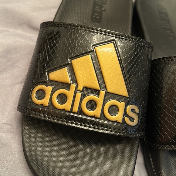 Adidas slides cloud foam. Never worn - Picture 3 of 5